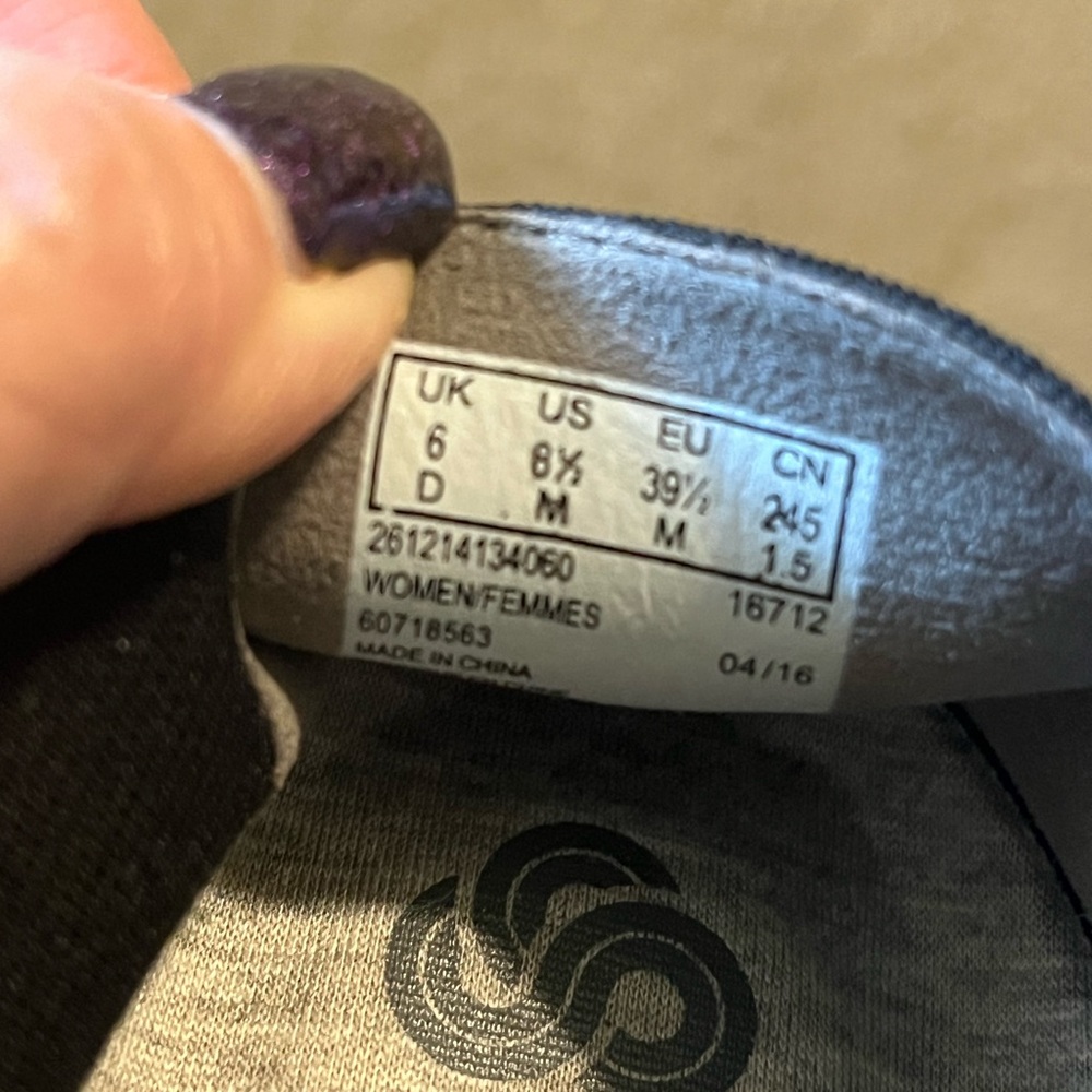 Nib Cloudstepper By Clarks, 8 1/2 - image 4